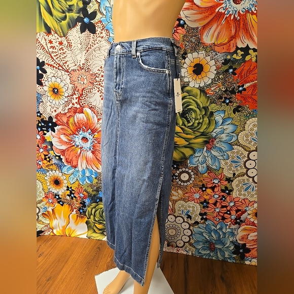 7 For All Mankind Size 24 Or 25 Whiskered Midi Blue Denim Skirt With Side Slits - Picture 4 of 14